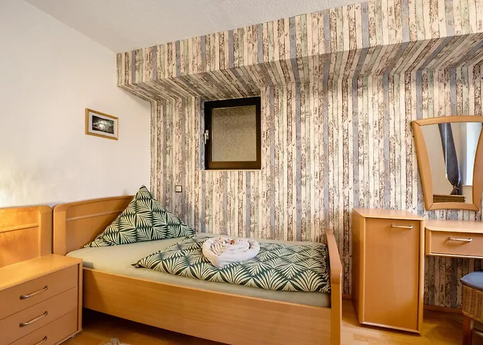 In Der Eifel * Pesch